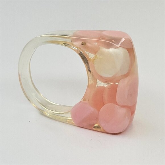 Lucite Resin Rings Pink and White Pill Beads See Through Rectangular Ring - Picture 4 of 9